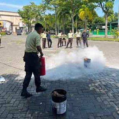 Latihan Gabungan Pemakaian APAR